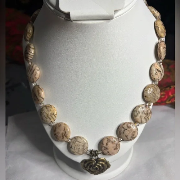 Handmade genuine luxury Jasper necklace with bronze flower pendant 20 inches - Picture 5 of 6